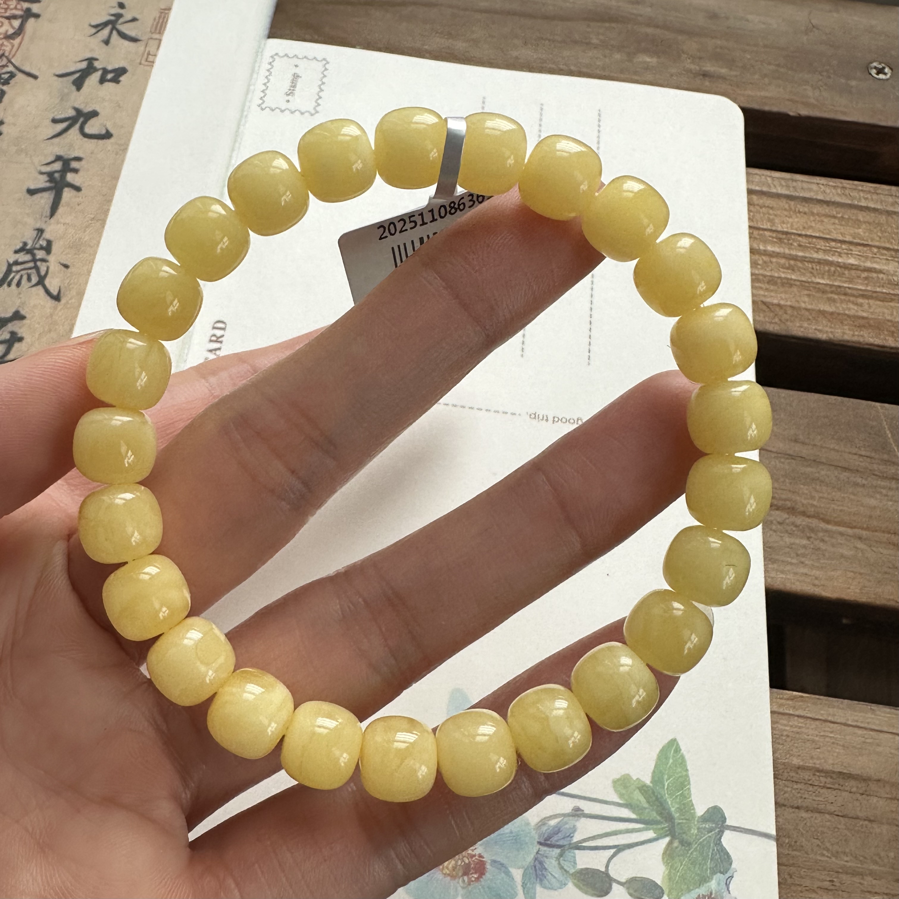 精品鸡油黄蜜蜡高庄老邢手链 上手美美哒 颜色油润 飘白花 男女款