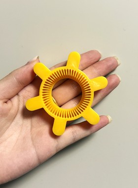 创意 Bottle Cap Opener 家居厨房旋转开瓶器工具玩具独立站新品