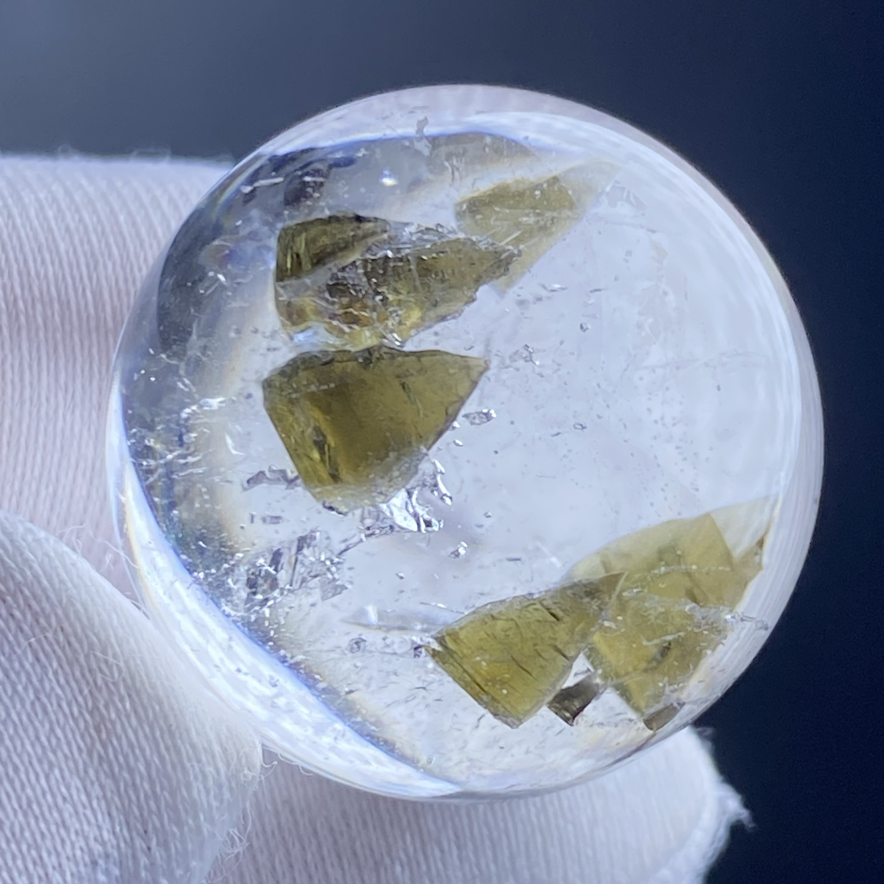 天然水晶包裹体七彩绿矿石吊坠圆珠diy水晶配珠饰品挂坠21mm