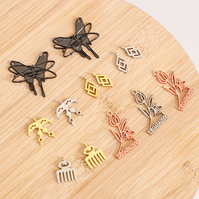 服饰标牌订做帽子围巾手链饰品