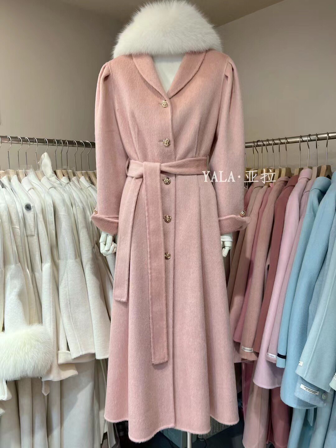 赫本风双面羊绒大衣女长款泡泡袖收腰显瘦大裙摆黑色气质羊毛外套