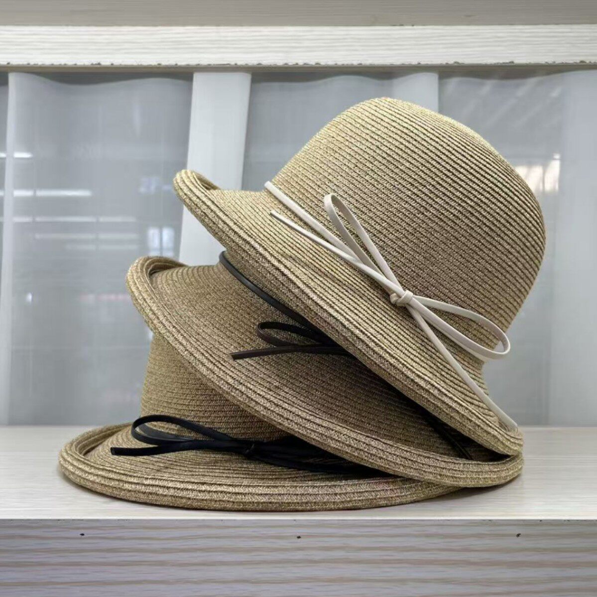 日本防紫外线时尚卷边草编渔夫帽夏季出游沙滩草帽简约气质盆帽女