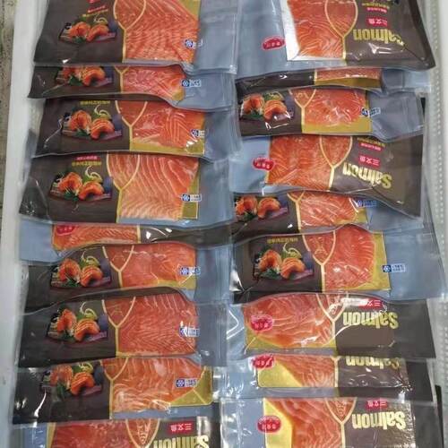 顺丰冰鲜烟熏三文鱼拼盘解冻三文鱼寿司切片健身代餐轻