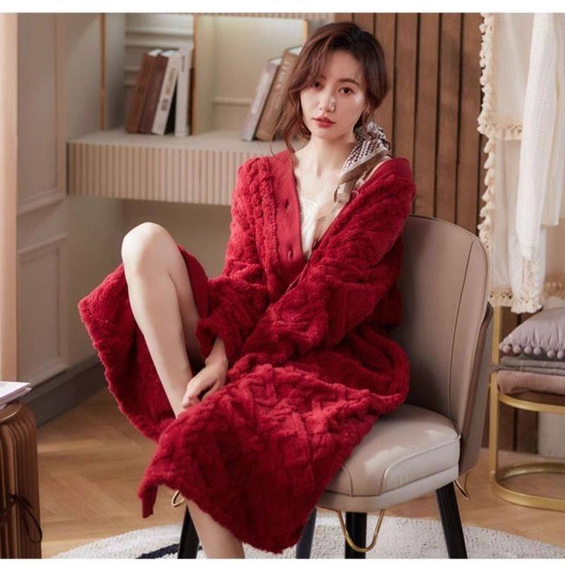 红色睡袍女冬季加绒加厚长款保暖珊瑚绒家居服高级感性感浴袍长裙