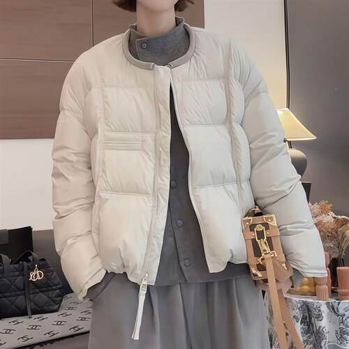 百搭时尚圆领棉服女装短款2026年冬季新款休闲上衣面包服通勤外套