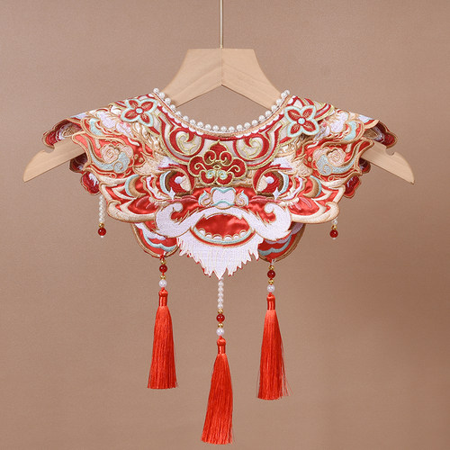 古风汉服云肩狮子刺绣过年假领