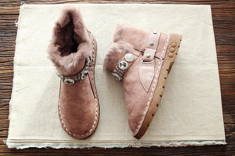 AUTUMN AND WINTER NEW SNOW BOOTS WARM BOOTS RABBIT FUR SHORT BOOTS PLUS VELVET FLAT WOMENS BOOTS ROUND HEAD BRIGHT DIAMOND STUDENT BOOTS CASUAL BOOTS