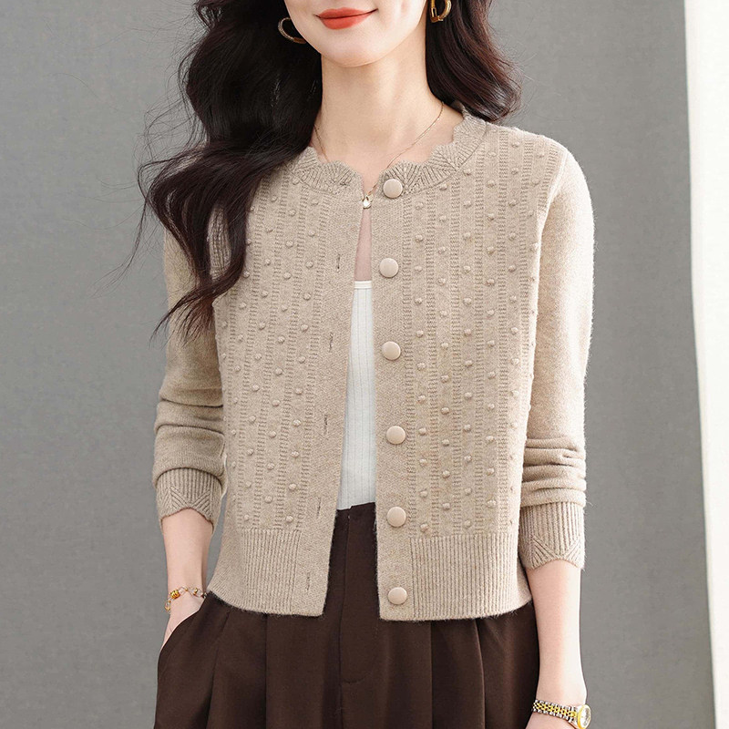 静奢风圆领针织开衫女春秋短款羊毛外套中年妈妈装小个子通勤穿搭