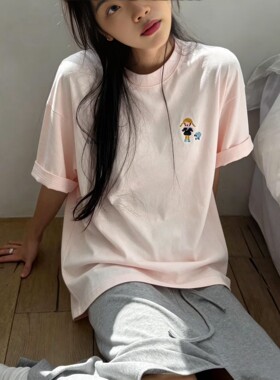 皇冠2026夏季韩版刺绣卡通印花Kitty猫时髦大版全棉圆领短袖T恤女