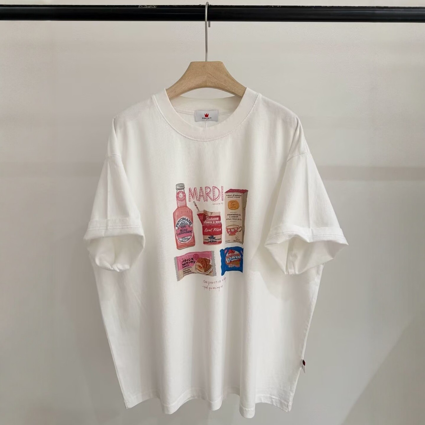 皇冠2026春夏韩版饮料饼干印花宽松慵懒百搭减龄全棉圆领短袖T恤