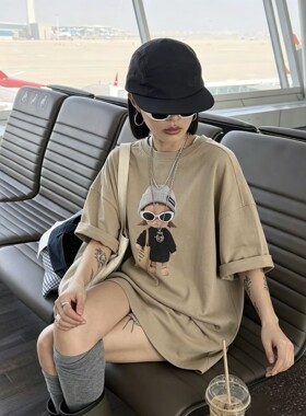 皇冠2026秋冬韩版卡通墨镜女孩印花宽松加厚磨毛休闲圆领短袖T恤