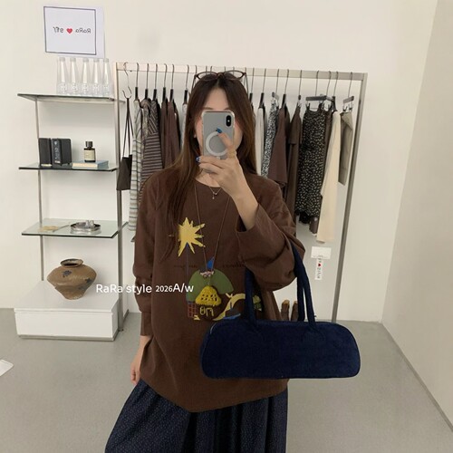 RARA STYLE2026秋季百搭抽象图案印花钉珠宽松全棉圆领长袖T恤女