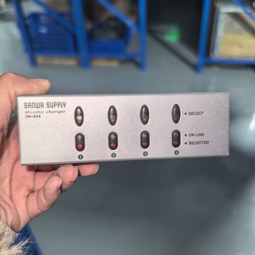议价SANWA三和 SW-EV4 显示器切换器可维修