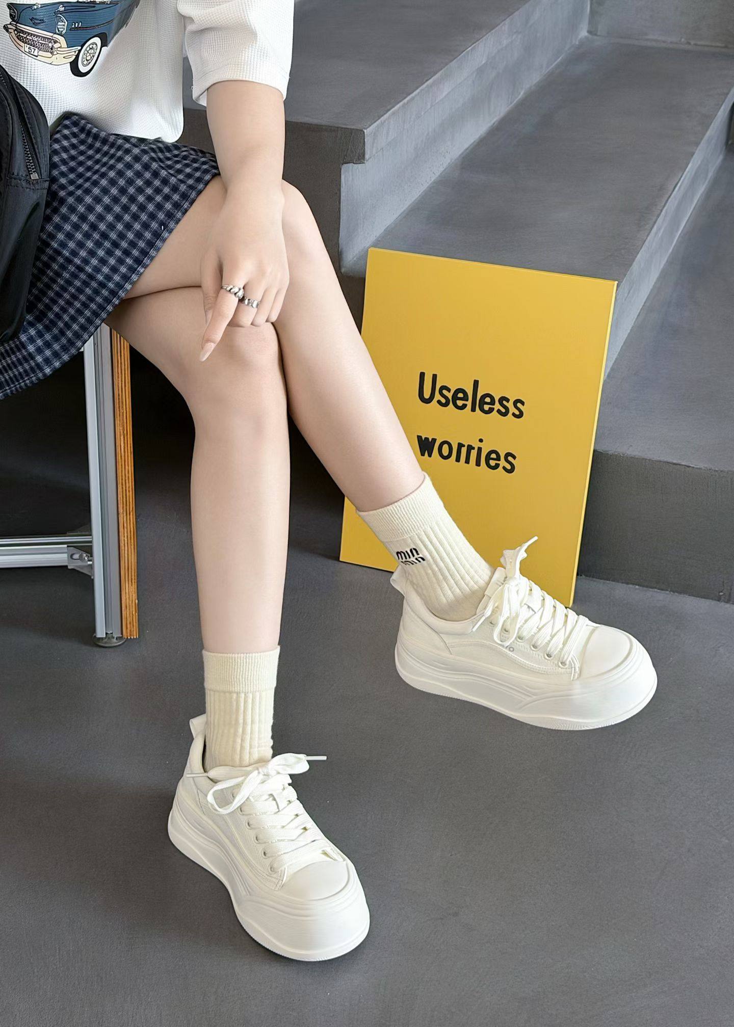 2026春款厚底小白鞋女百搭增高休闲鞋系带圆头女鞋超轻发泡底单鞋,女鞋,时尚休闲鞋,淘宝优惠券,粉丝福利购,淘宝优惠卷