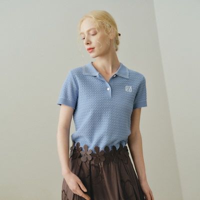 艺之卉蓝色勾边温柔钩花针织T恤