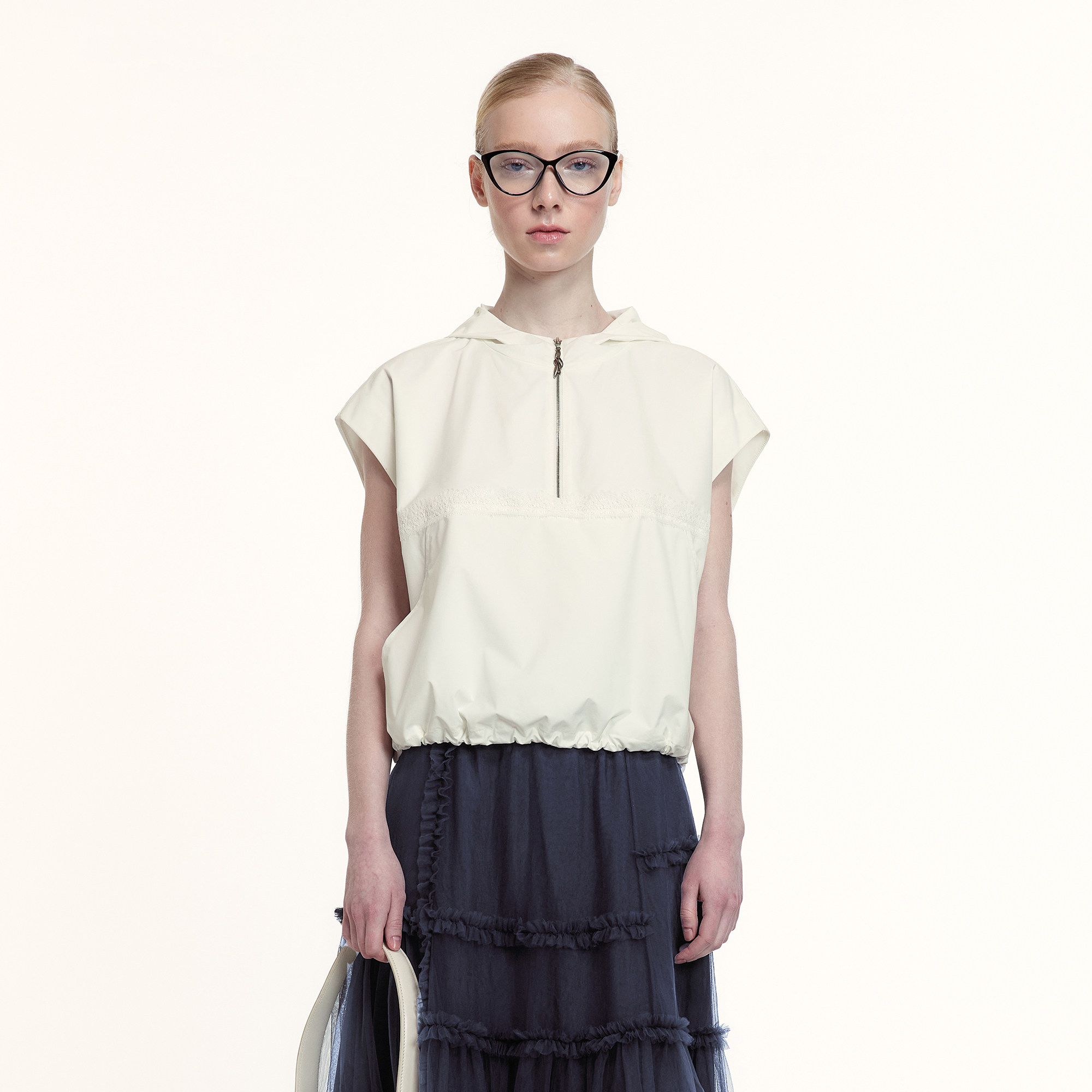 艺之卉休闲运动学院风背心T恤