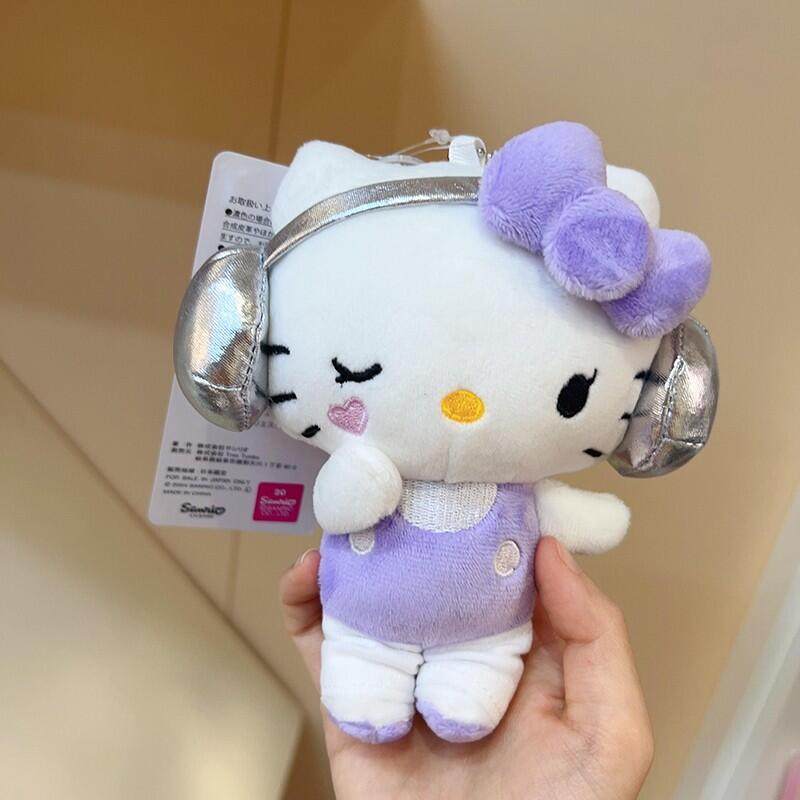 日本代购哈喽kitty KT猫挂件耳机紫色包包挂饰毛绒公仔可爱钥匙扣