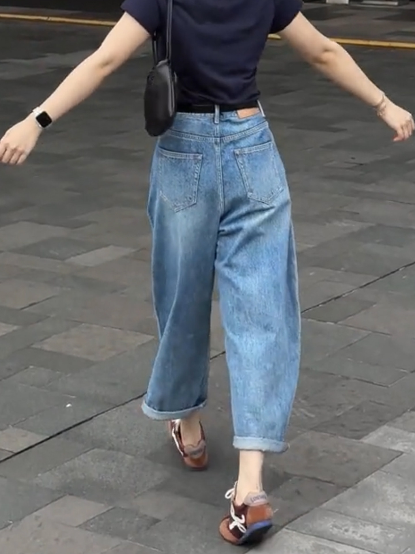 Women's Straight-Leg Jeans with Drape, Autumn Wide-Leg Dad Pants, Pear-Shaped Body, High-Waisted, Slimming, Versatile Cropped Pants