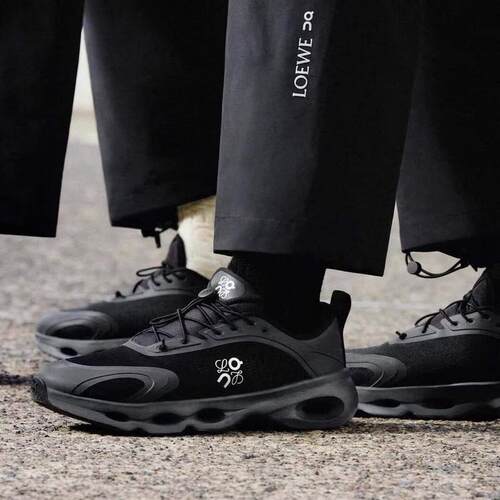 代购LOEWE x ON Cloudsolo罗意威昂跑联名限定男女跑步鞋轻盈