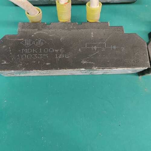 议价MDK100-6 双阴极二极管模块，100A/600V，拆机