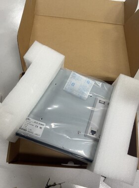 议价昆仑通泰触摸屏+TPC1071Gi+原物原包装+未拆