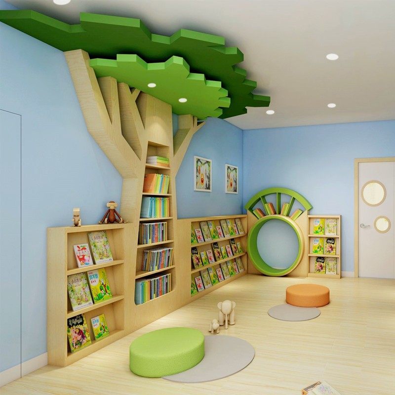 简意幼儿园前台大厅背景书柜创意树形绘本架森林主题环创空间装饰