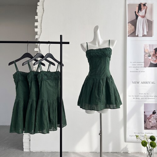 ifashion自制2026新款绿色抹胸吊带连衣裙女夏新款度假风短裙