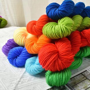 腈纶线中粗毛线手工编织diy材料包钩织拖鞋鞋垫坐垫厂家批发