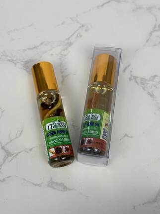 【现货】泰国GreenHerb人参走珠清凉油驱蚊止痒提神晕车清凉走珠