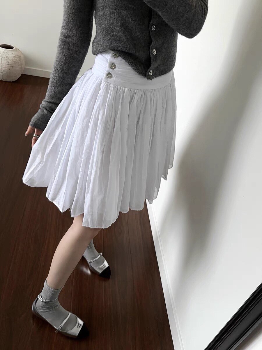 25春夏新品法式绝美雾感梦幻白半身裙
