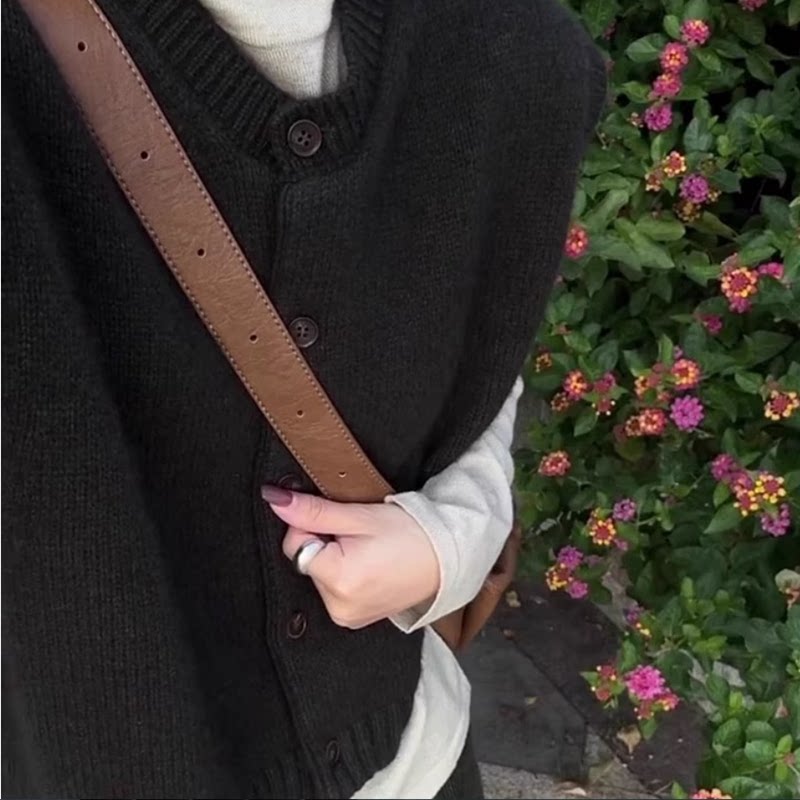 简约韩版宽松短款黑色开衫圆领羊绒马甲背心女春秋冬外穿羊毛坎肩