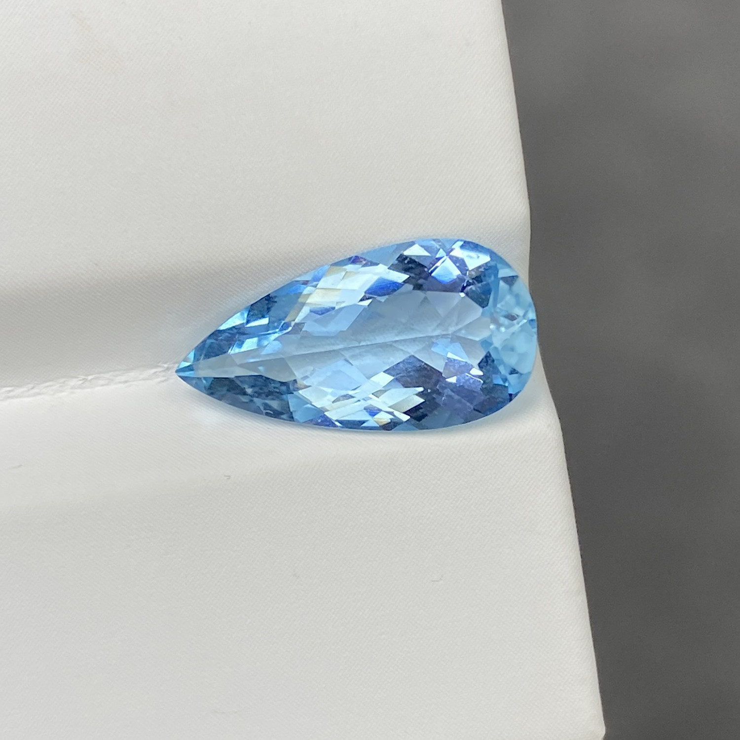 【一氏】2.81克拉天然超级圣玛利亚海蓝宝戒面梨形裸石干净吉尔德