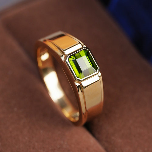 方形绿碧玺男士戒指18K黄金