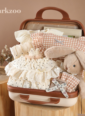 可爱兔宝宝初生婴儿衣服礼盒礼物兔子套装新生的儿见面礼女宝高档