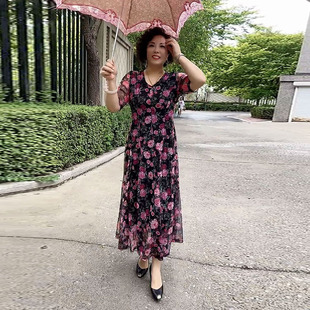50岁 碎花长裙高弹显瘦十片拼接大摆裙40 气质妈妈连衣裙夏季 新款