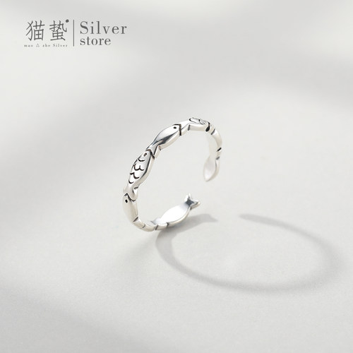 猫蛰女生纯银可爱泰银小鱼戒指
