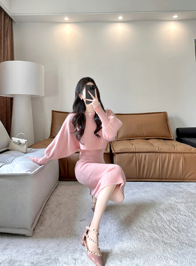 粉色针织连衣裙2023秋冬新款气质名媛露肩中长款毛衣吊带裙两件套