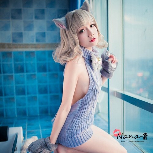 日系开胸露背网红毛衣