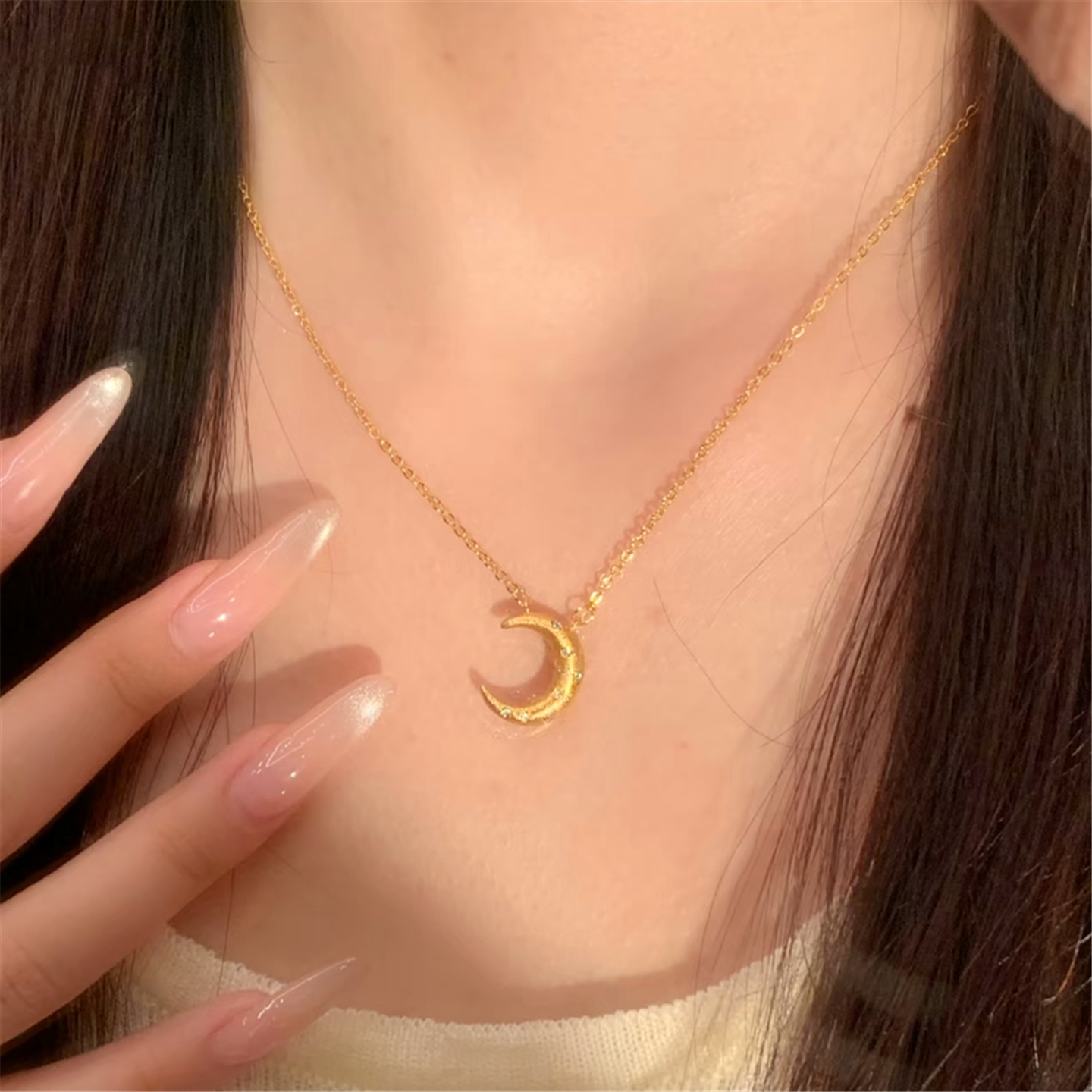 仿真黄金拉丝镶钻星星弯月项链女强保色精致高级感月牙锁骨链细链