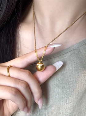 圆润饱满点钻小金球吊坠项链女