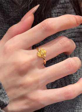 适合新年戴的祥瑞金临小财神戒指