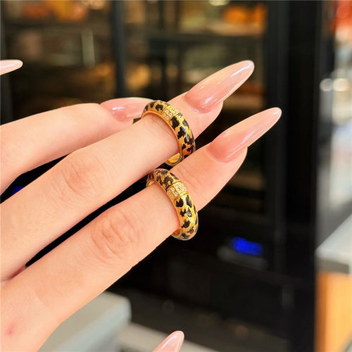 点钻超有个性豹纹黄金色戒指女