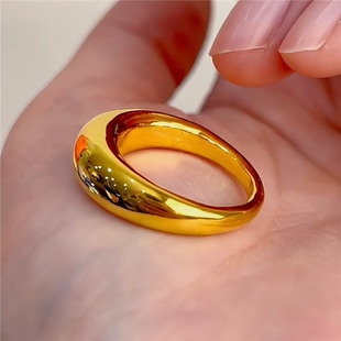 仿真黄金色镜面亮面泥鳅背面包戒指女饱满圆圈纯素圈实心闭口戒子