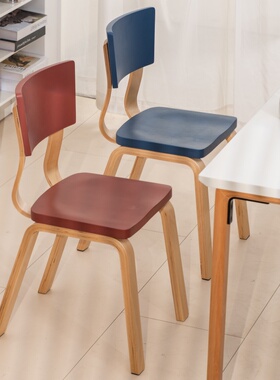 北欧中古实木餐椅家用小户型靠背椅现代简约设计师款多巴胺BC40椅