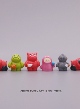 迷你铠甲侍卫公主办公桌小摆件