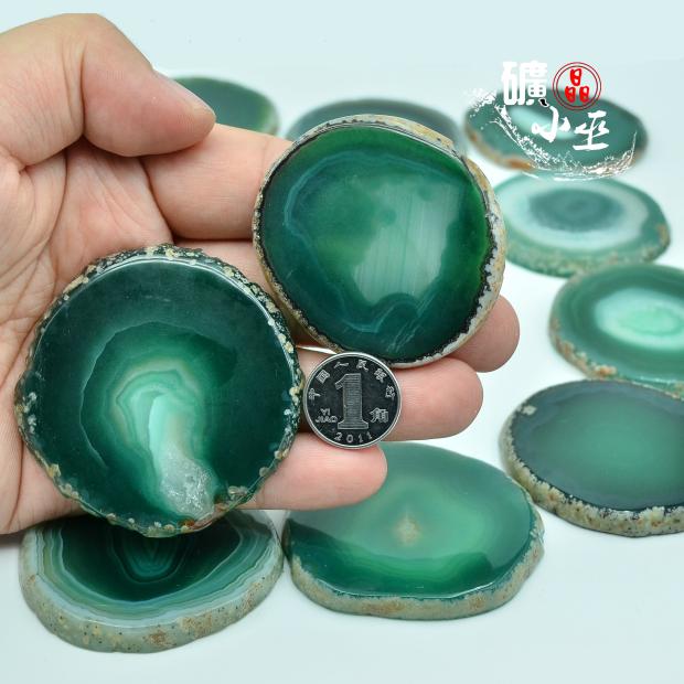 圆形椭圆烤色绿色玛瑙片染色水晶吊坠diy饰品风铃天然原石半宝石