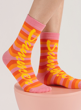 LIFEBEAT芭比条纹印花中筒潮袜