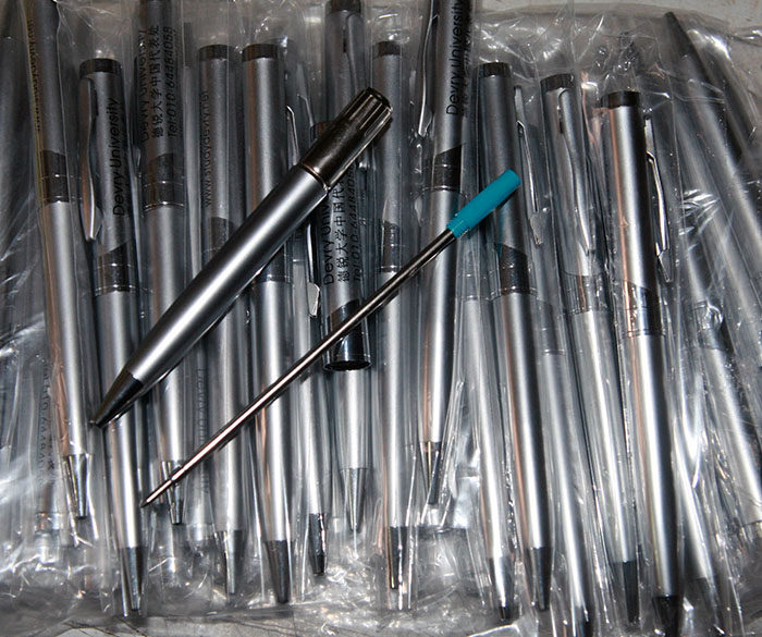 볼펜 푸쉬식 볼펜 블랙 푸쉬식 오피스 펜 학생 펜 필기구 고대 스타일