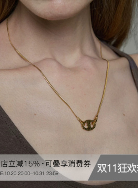 UNSPOKEN法式复古质感细腻蛇骨链身经典猪鼻扣造型吊坠金属项链