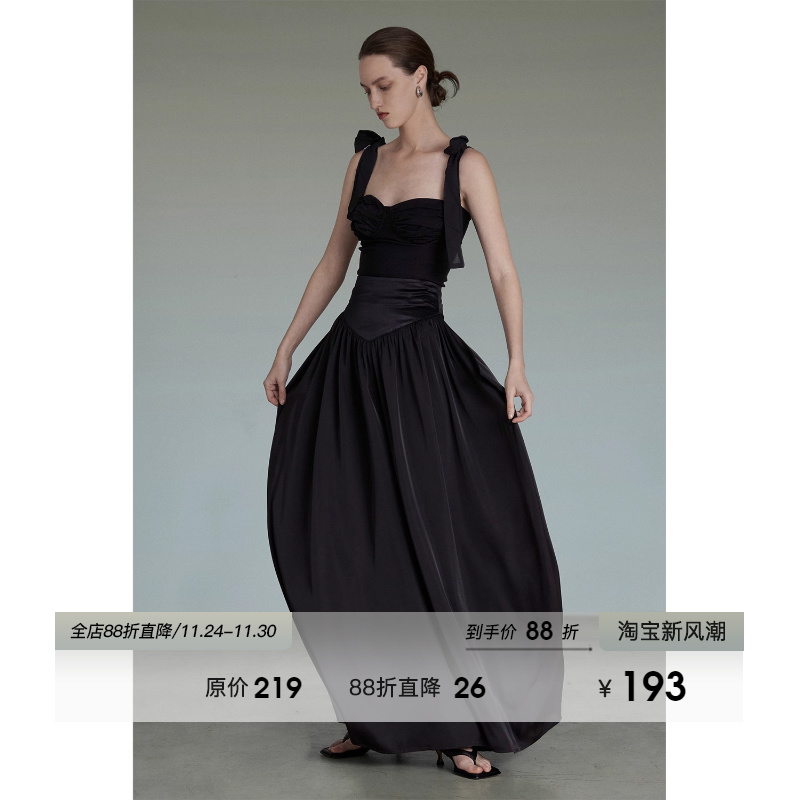 UNSPOKEN黑色绑带设计吊带套装